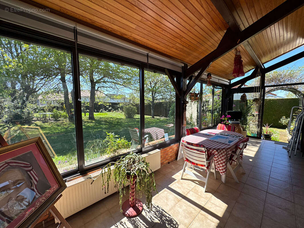 Maison à FONTAINE-LE-COMTE