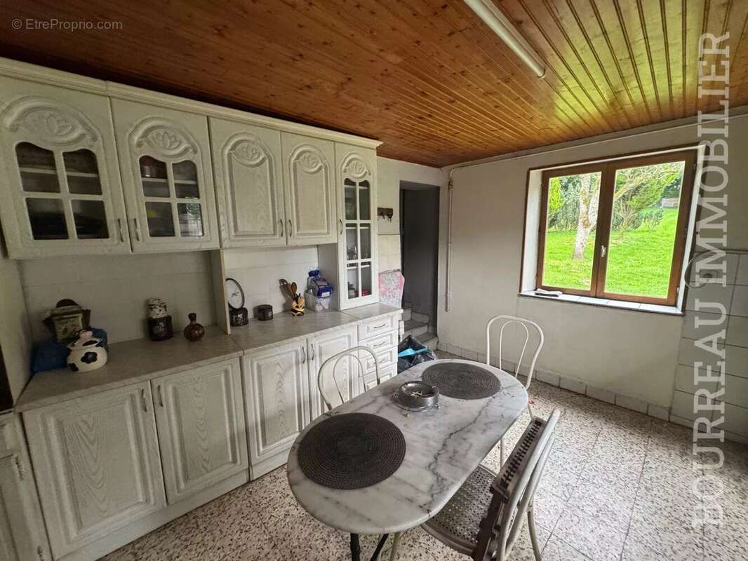 Maison à ARCES-DILO