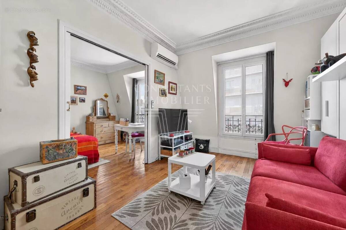 Appartement à PARIS-15E