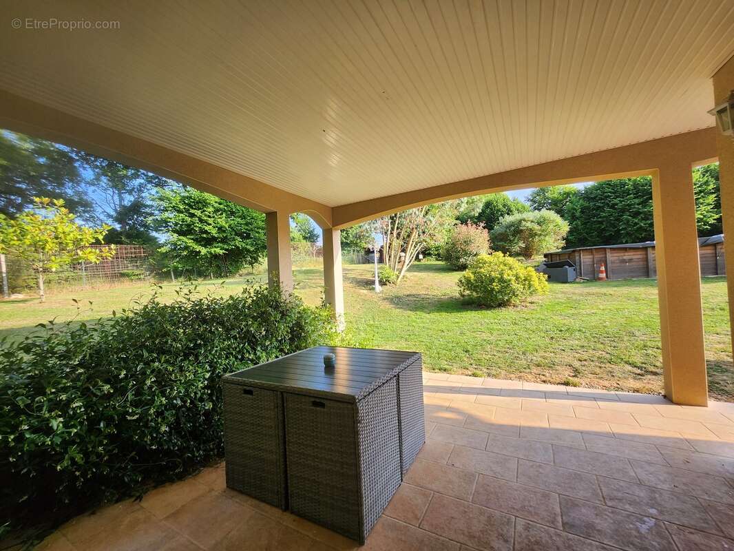 Maison à BESSINES-SUR-GARTEMPE