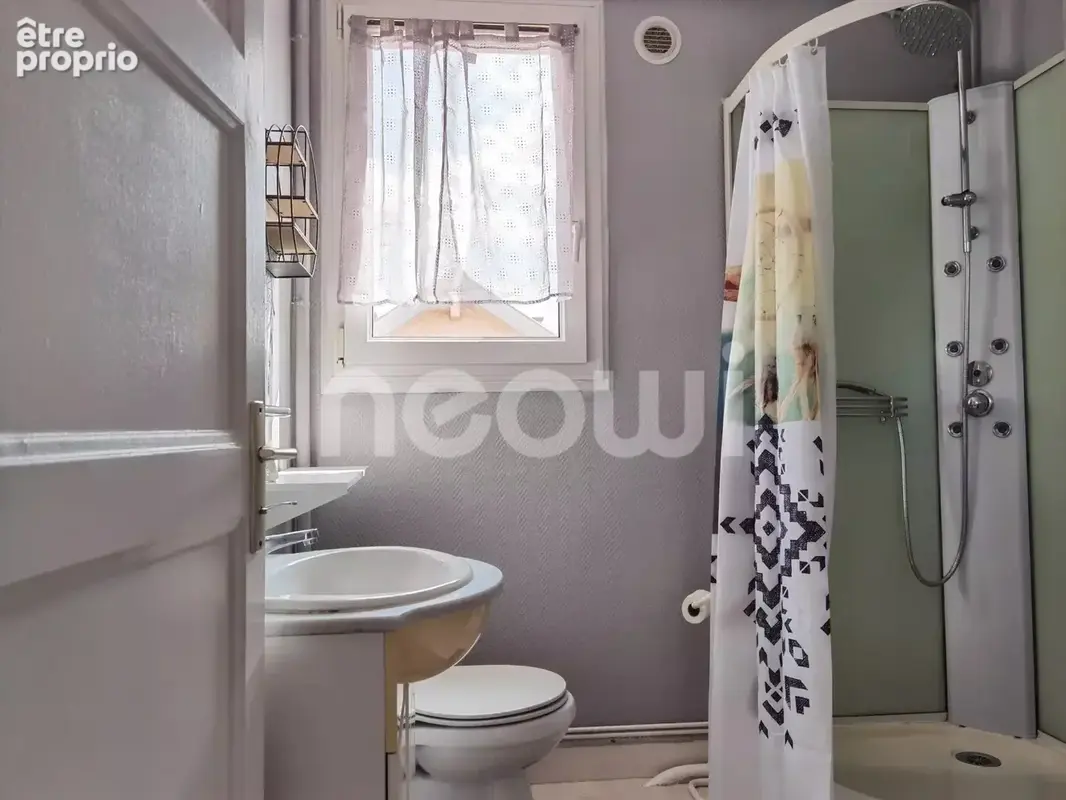 INVESTISSEMENT LOCATIF - Appartement T5 en duplex, meublé et DPE en C ! - photo 4