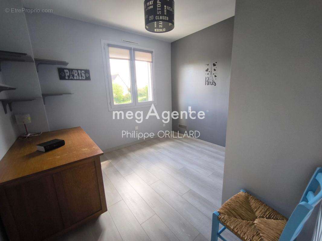 Maison à CHAZE-HENRY