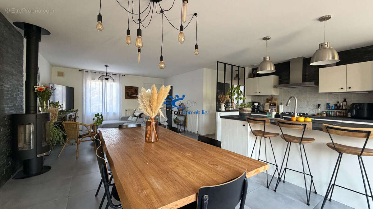 Maison à L&#039;HOUMEAU