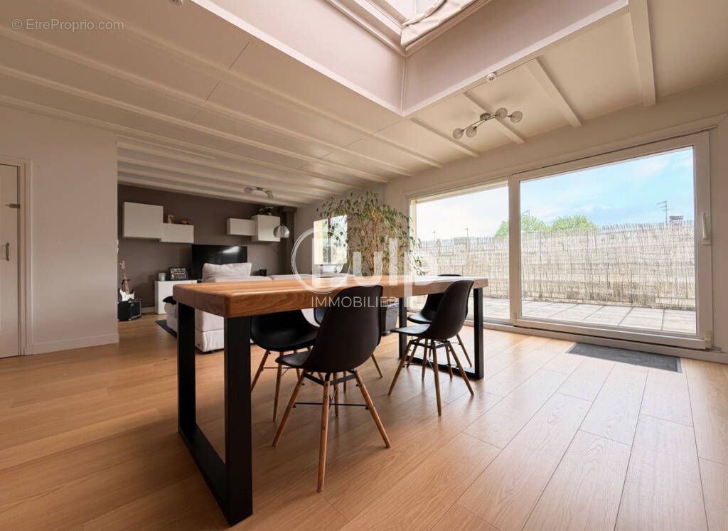 Appartement à ACHICOURT