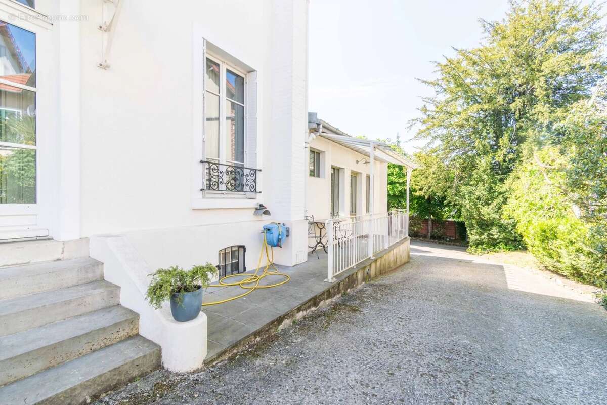 Maison à MONTMORENCY