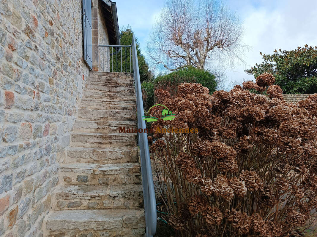 Entre caen et bayeux - maison ancienne 5 pp 192 m2, gîte40 m2, dependance et jardin - photo 40