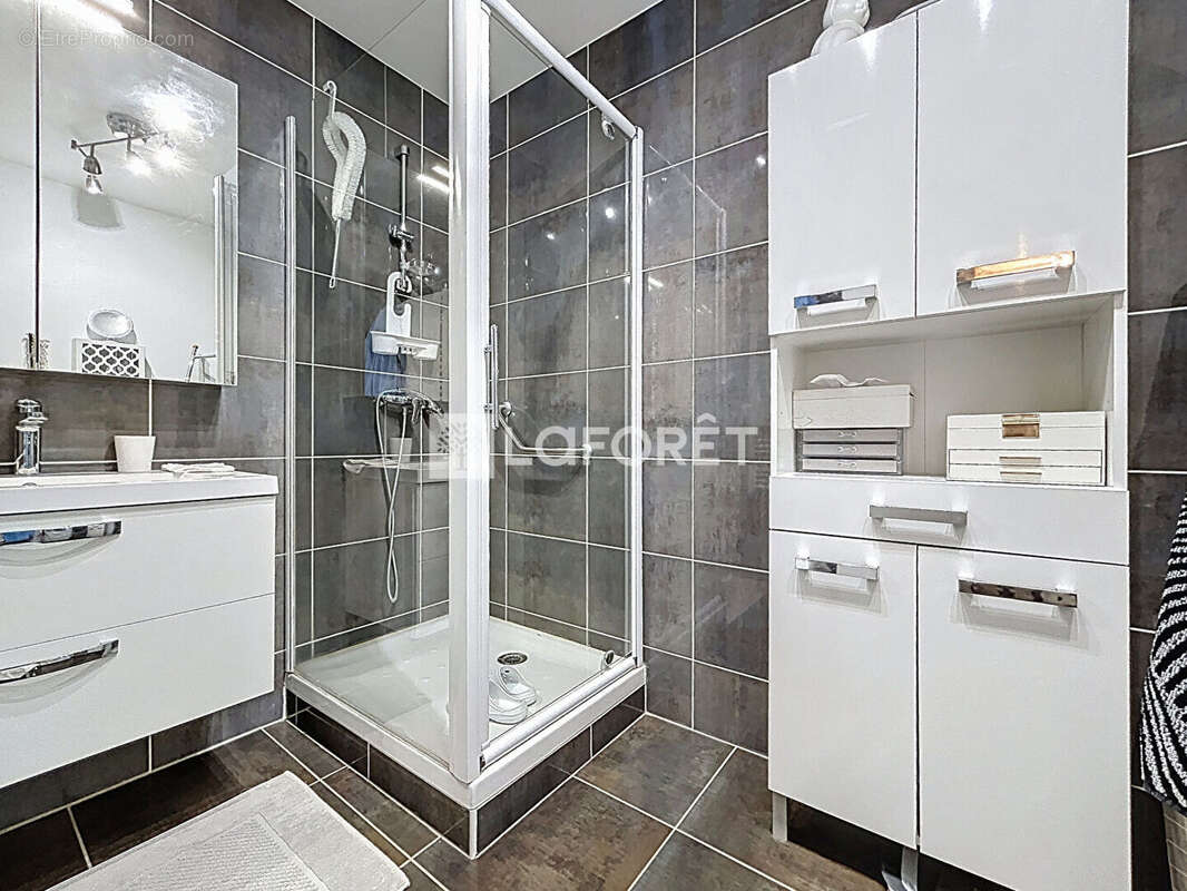 Appartement à CESSON