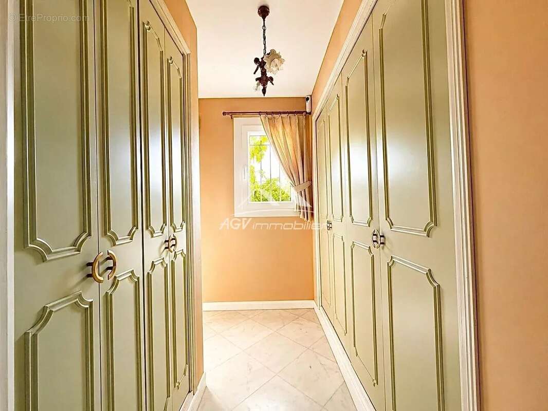 Villa Ribaute-les-Tavernes 230 m² habitables sur 9700 m² de terrain - photo 22