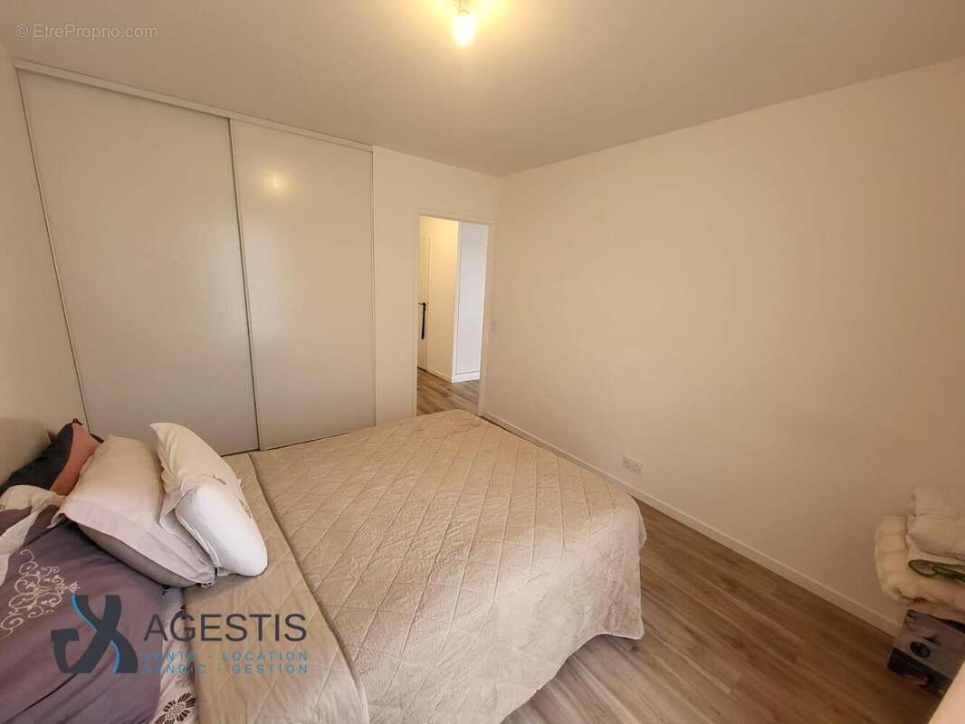   - Appartement à GRIGNY