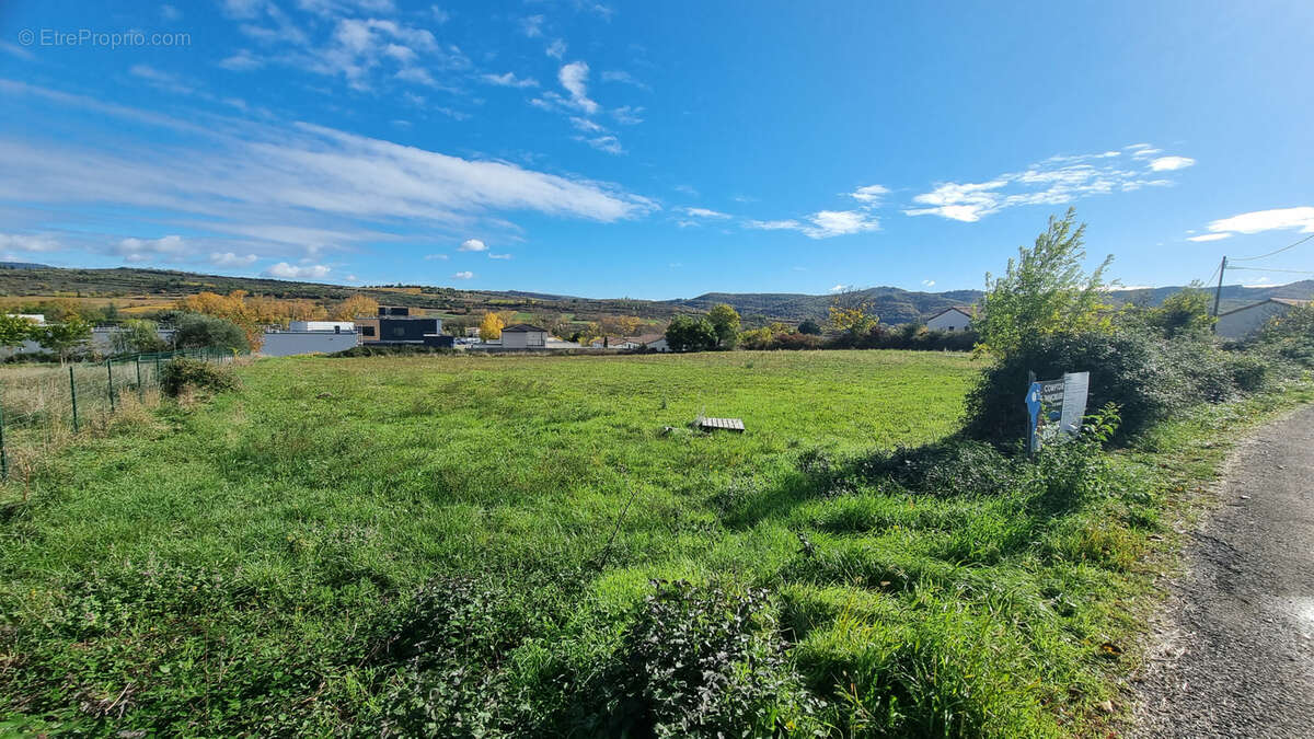 Terrain à LAVILLEDIEU