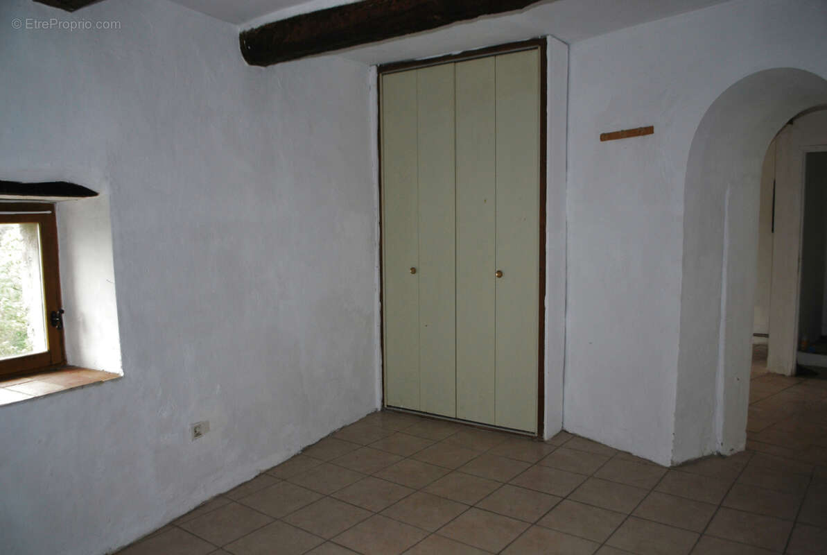 Maison à SILLANS-LA-CASCADE