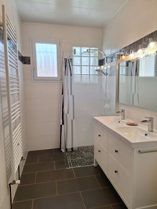 Maison à MONESTIER-DE-CLERMONT