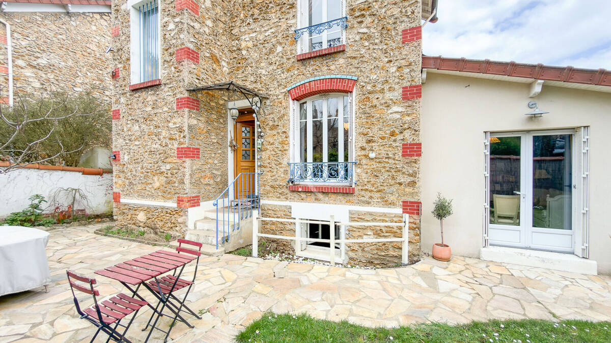 Maison à MONTGERON