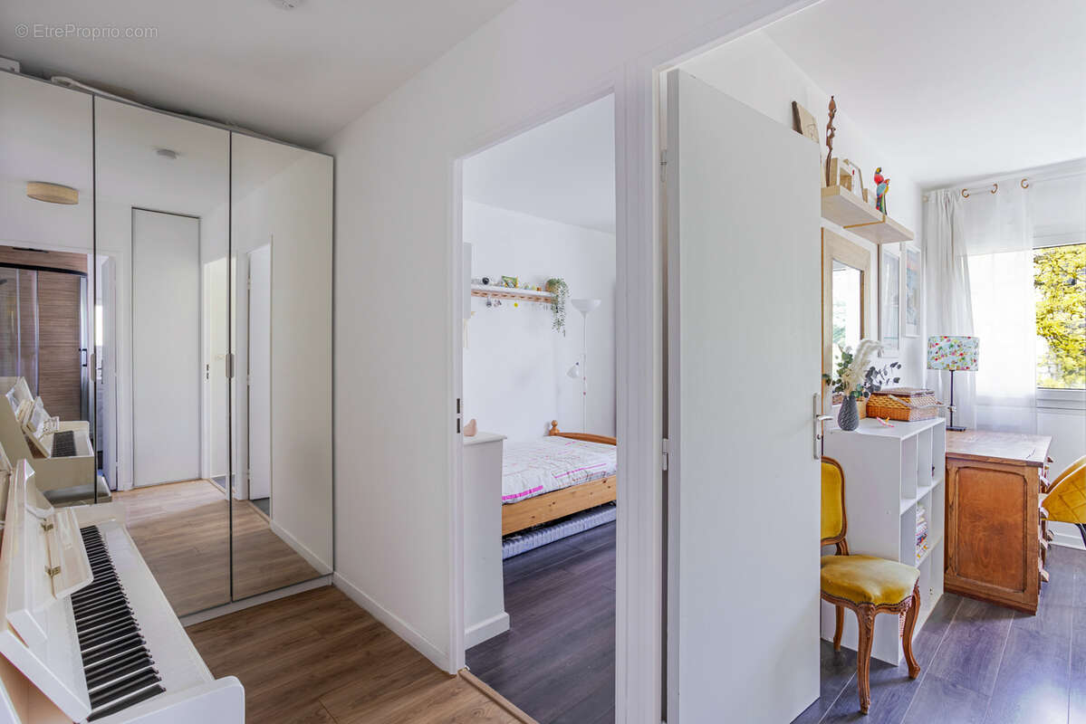 Appartement à LE PLESSIS-ROBINSON