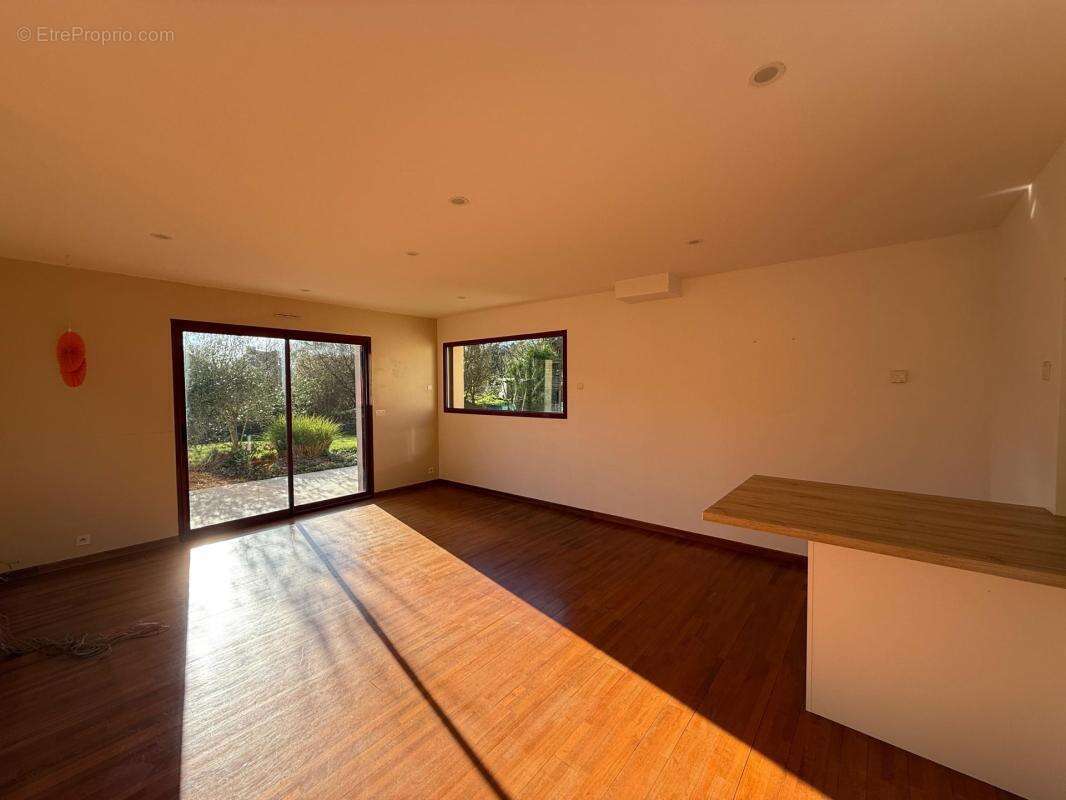 Maison contemporaine - 4 chambres - grand jardin - photo 4