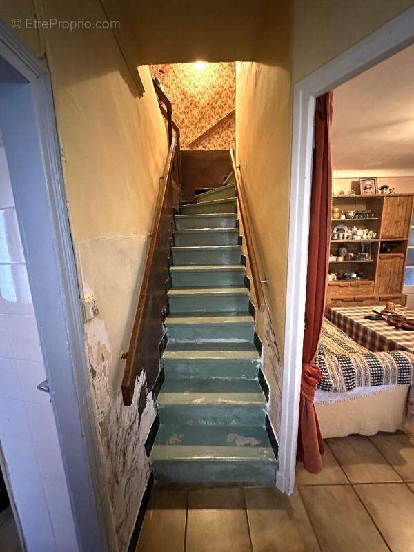 Maison à CAUNES-MINERVOIS