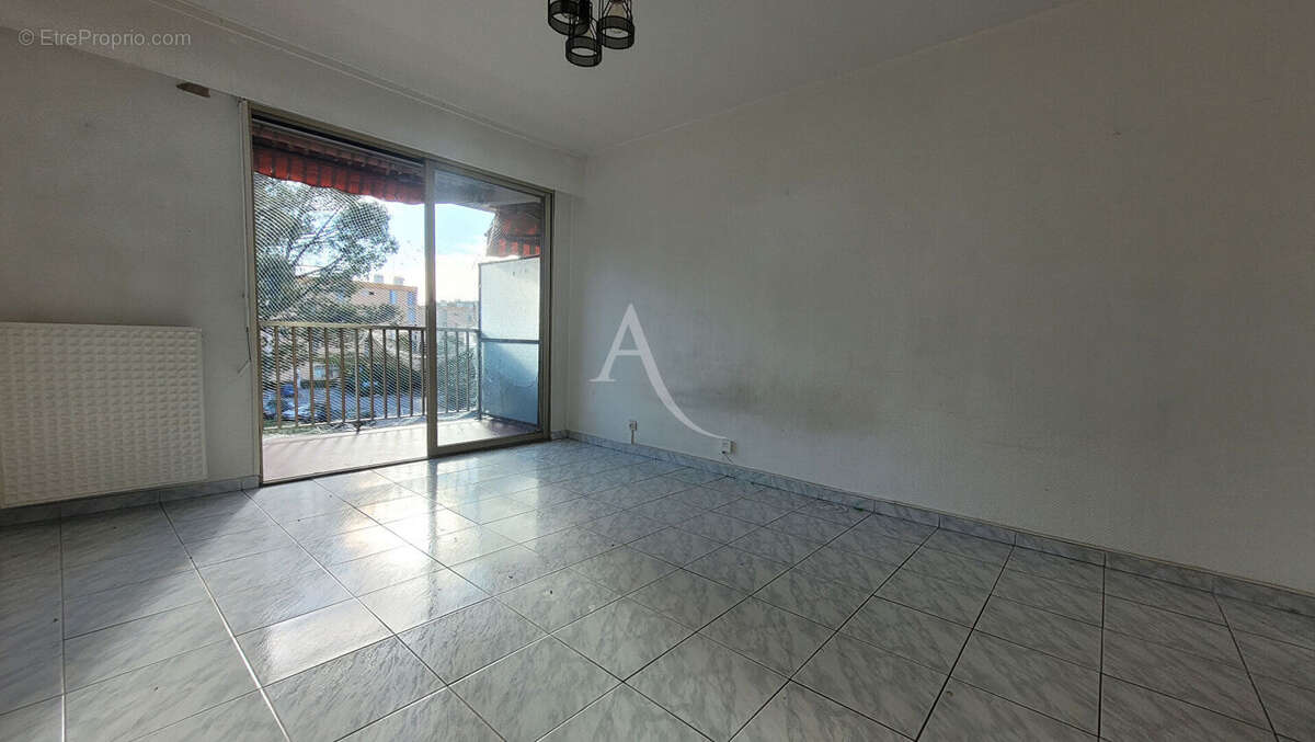 Appartement à PEYMEINADE