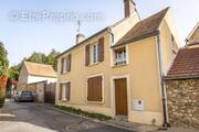 Maison à BAZAINVILLE