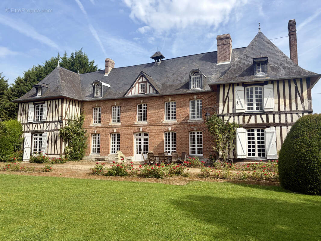Maison à BOSC-GUERARD-SAINT-ADRIEN
