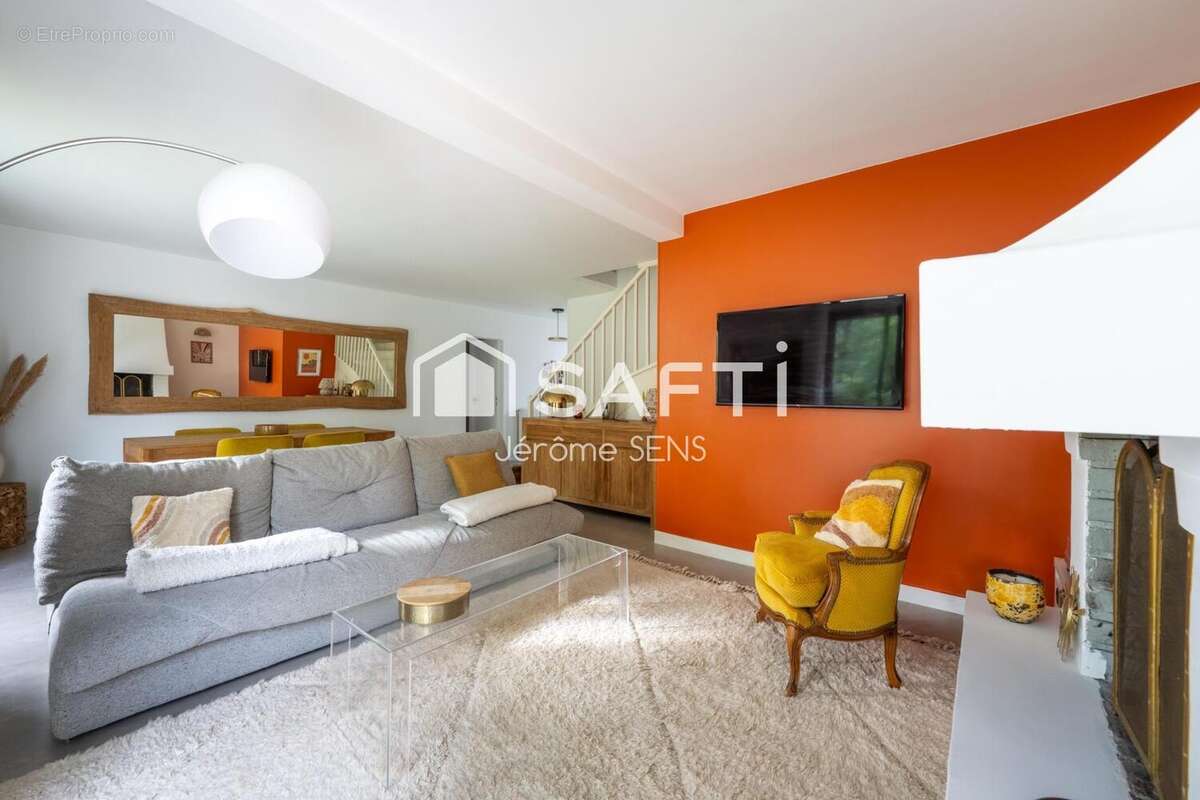 Photo 2 - Maison à VERNEUIL-SUR-SEINE