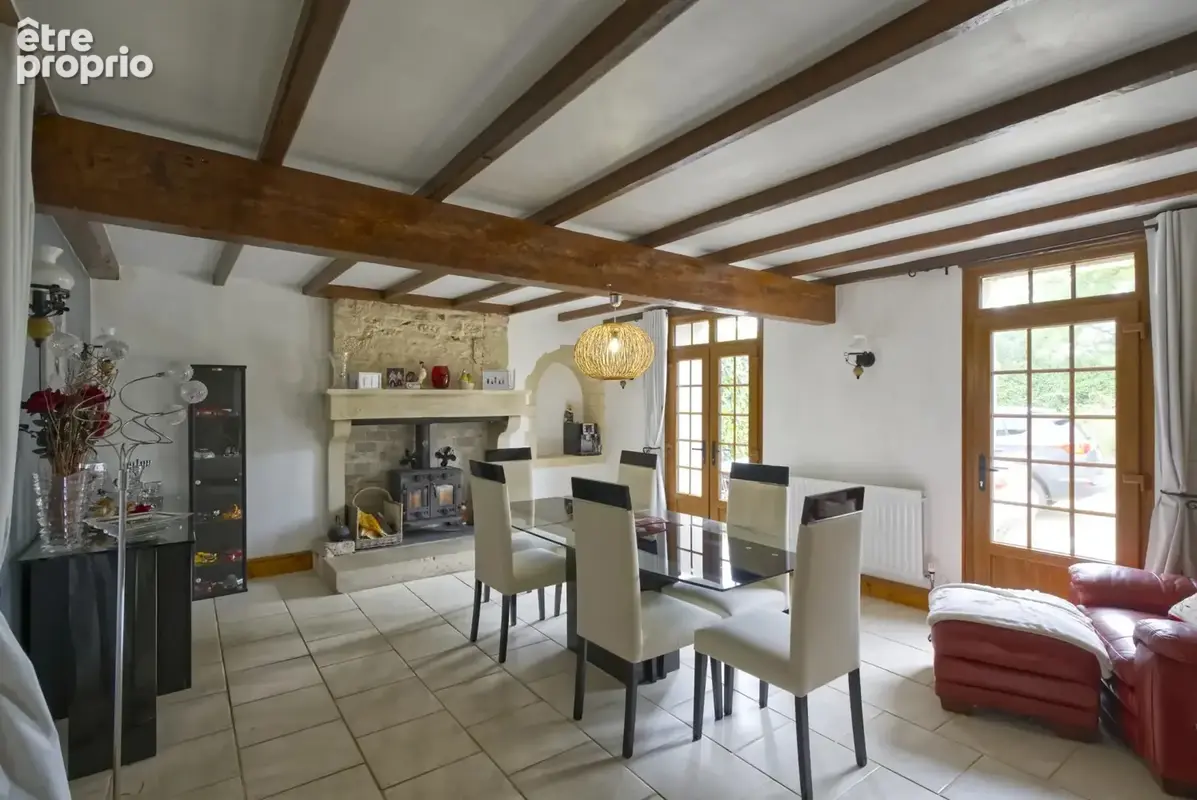 Superbe grande maison en pierre de 5 chambres avec piscine chauffée - photo 9