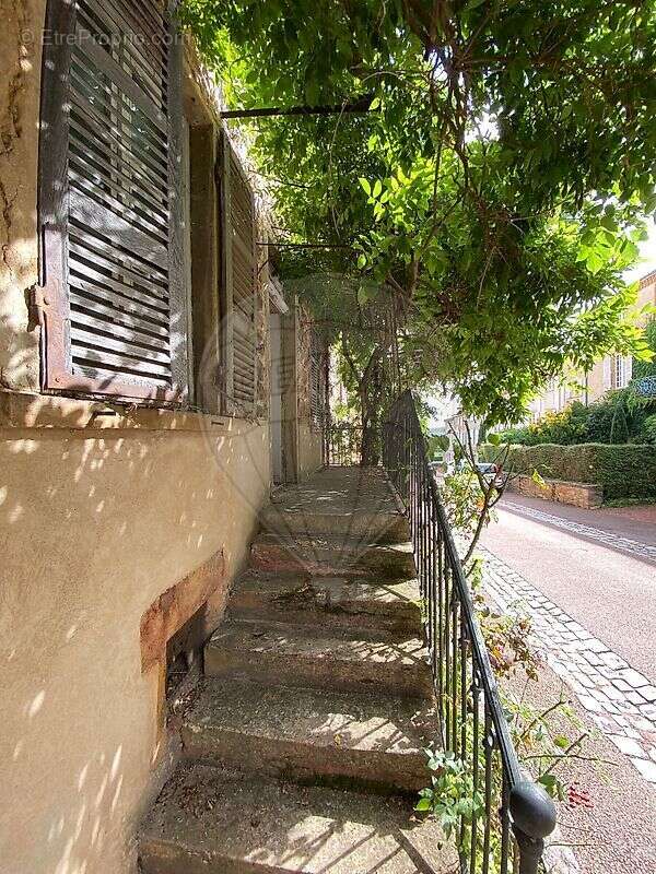 Maison à SALLES-ARBUISSONNAS-EN-BEAUJOLAIS