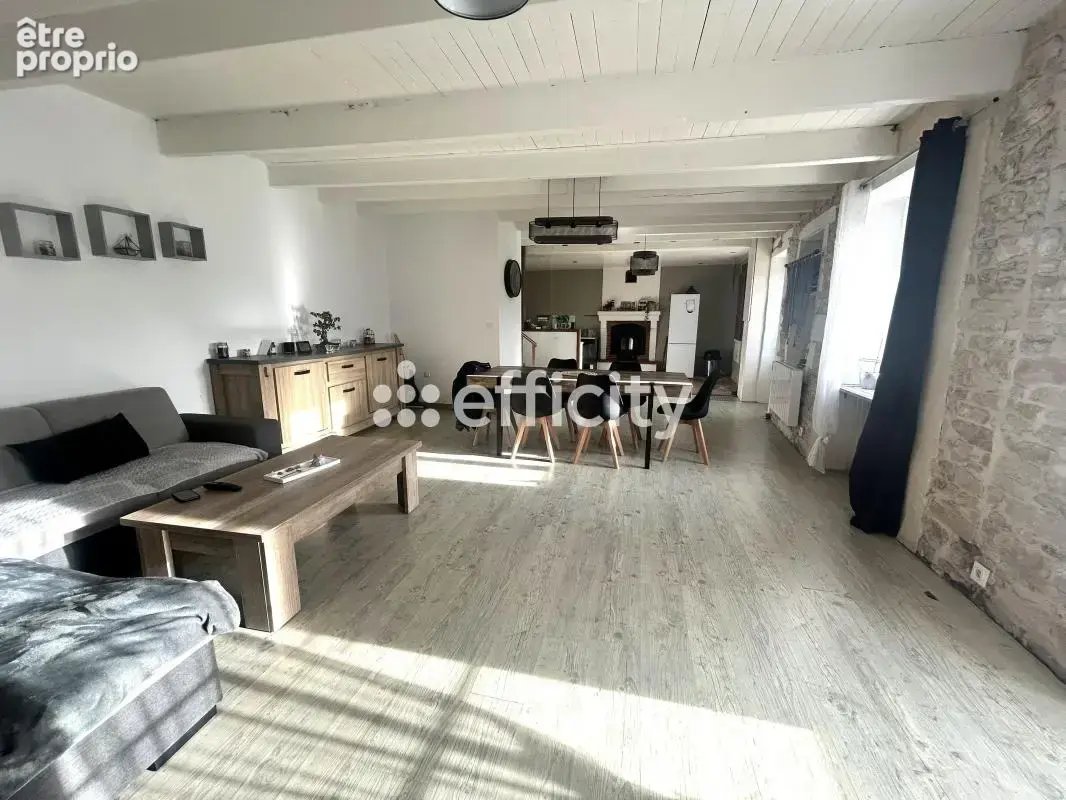 Maison 5 pièces 135 m² à vendre à Limalonges (79190) - photo 3