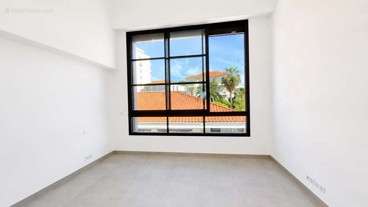 DUPLEX 110 m² renovée centre ville - photo 6