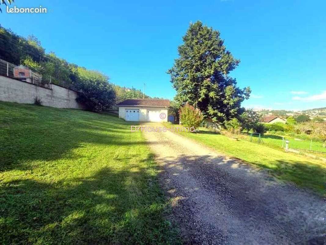 Maison 150 m² à Villefranche-De-Rouergue  - photo 2