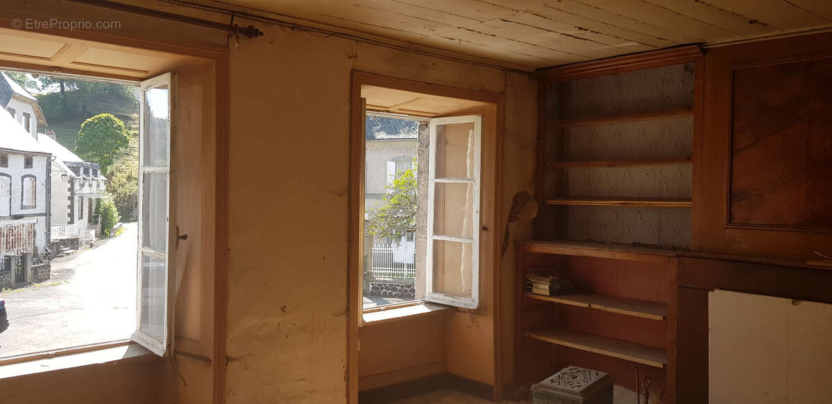 Maison à SAINT-SATURNIN