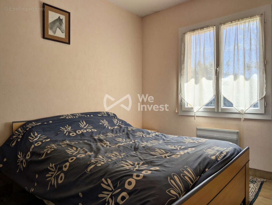 Maison à SAINT-JULIEN-EN-BORN