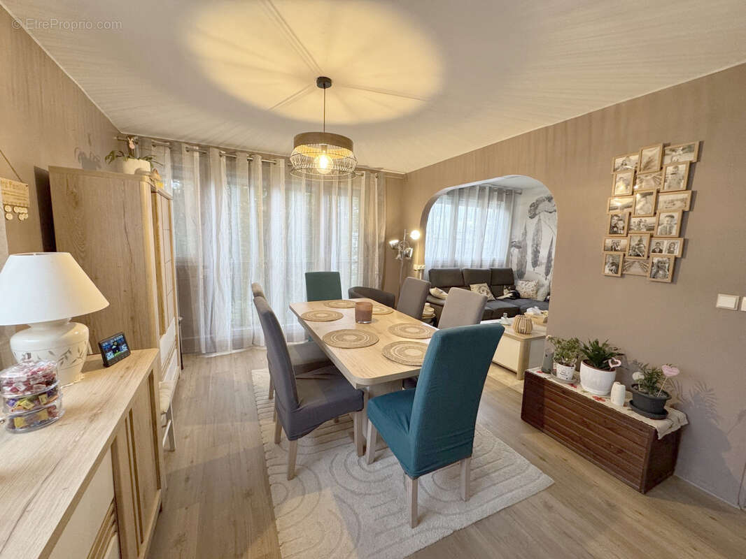 Appartement à VILLIERS-SUR-ORGE