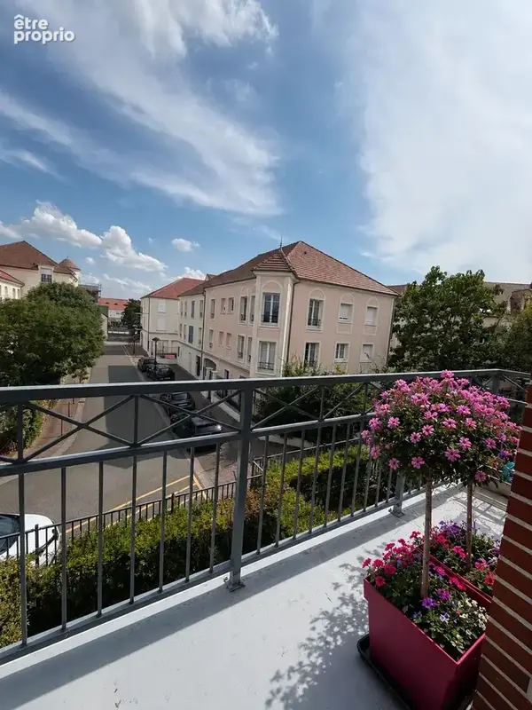 Appartement 3 pièces 68 m² à vendre à Voisins-Le-Bretonneux (78960) - photo 4