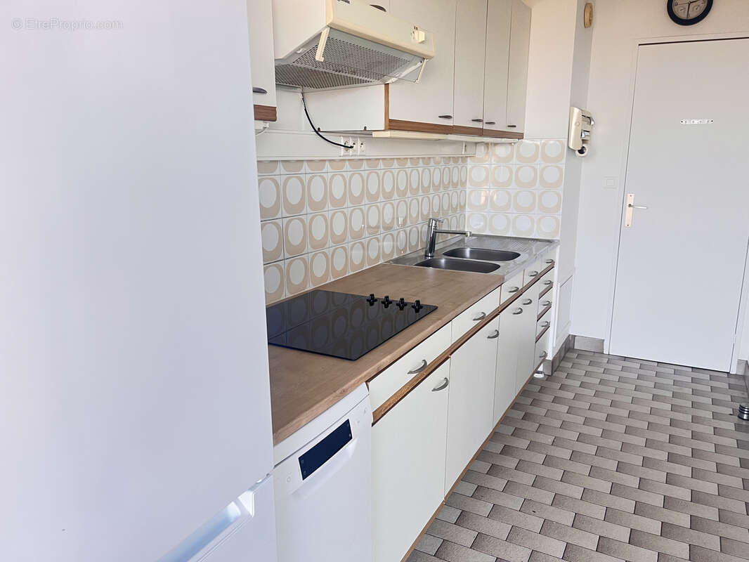 Appartement à VALLAURIS