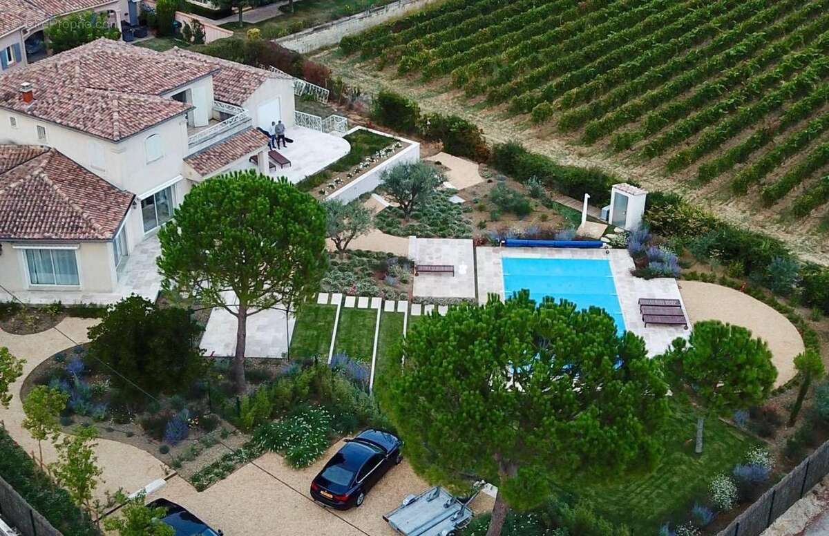 Maison à VAISON-LA-ROMAINE