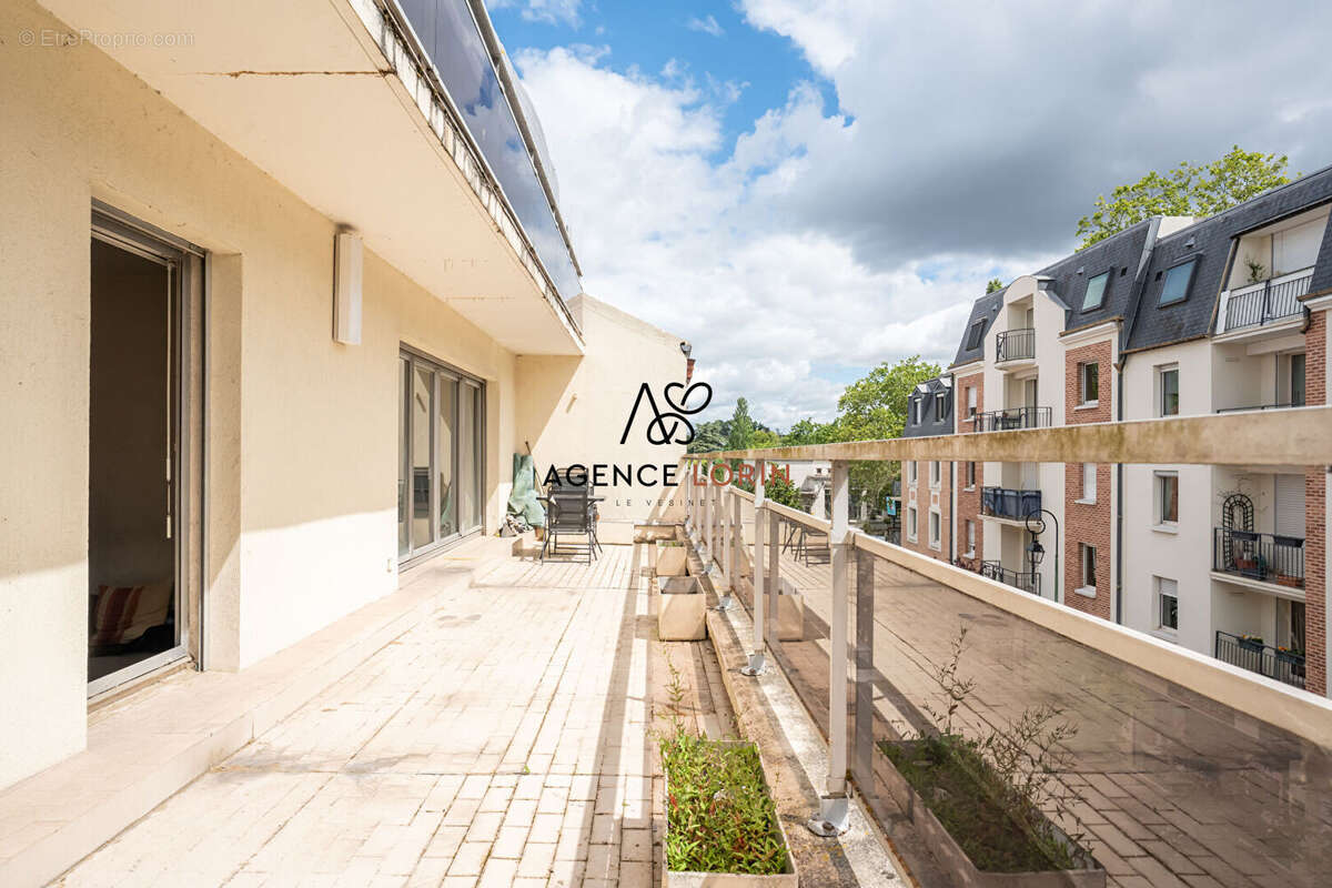 Appartement à LE VESINET