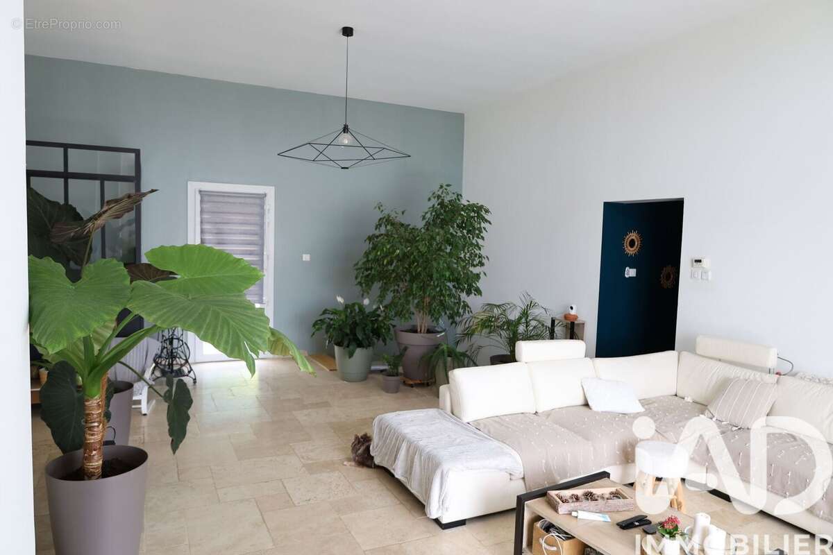 Photo 2 - Maison à LA CROIX-BLANCHE