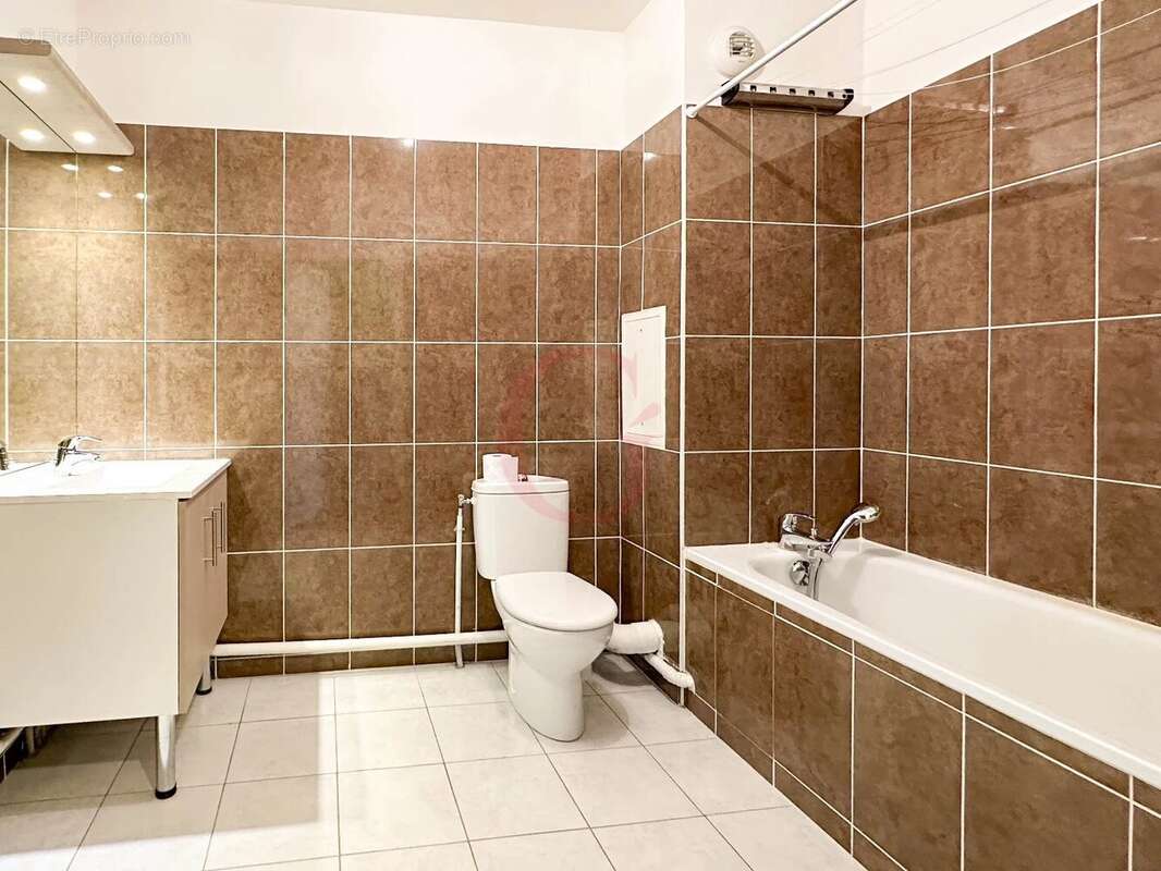 Appartement à BOURG-LA-REINE