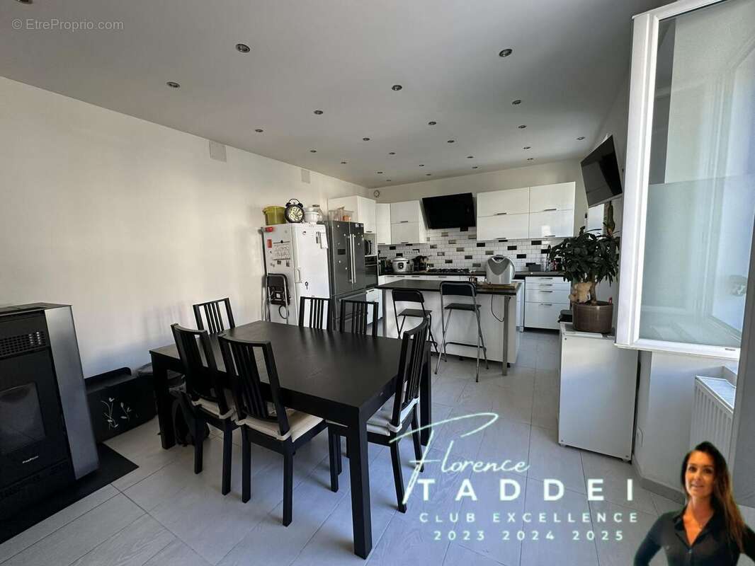 Photo 3 - Maison à SAINT-CHERON