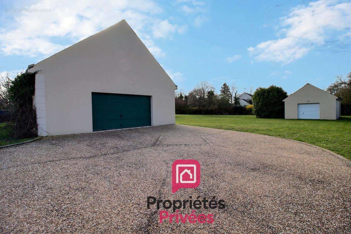 Maison à VILLEMANDEUR