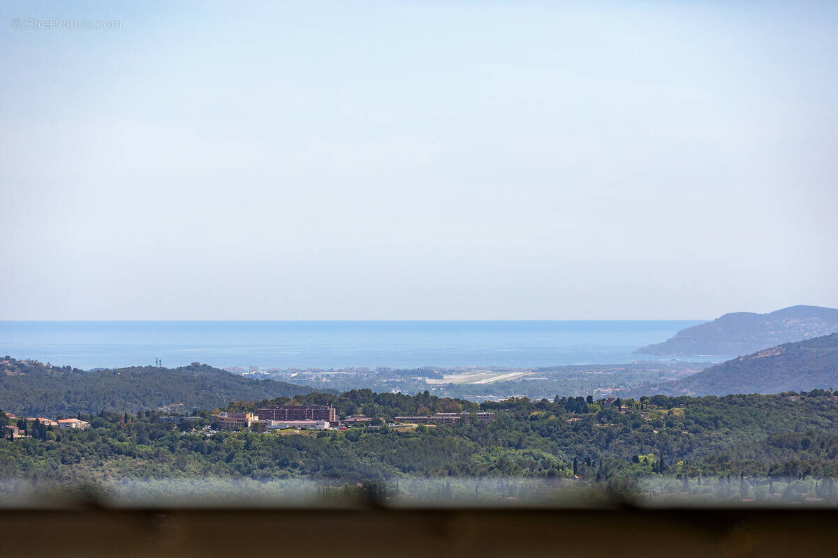 Appartement à GRASSE