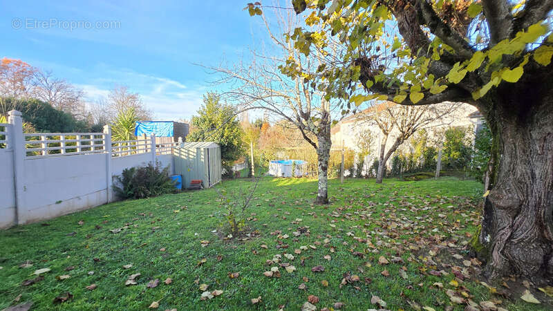 Maison à AIXE-SUR-VIENNE