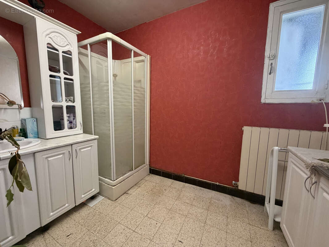 Maison à LE GRAND-SERRE