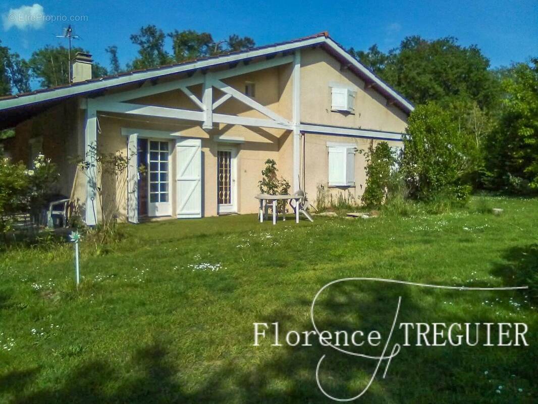 Photo 1 - Maison à SAINT-MORILLON