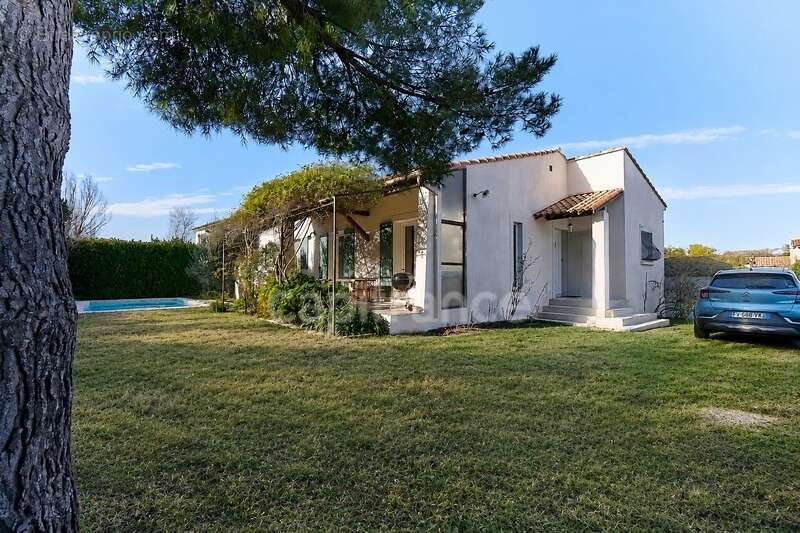 Maison à EYGUIERES