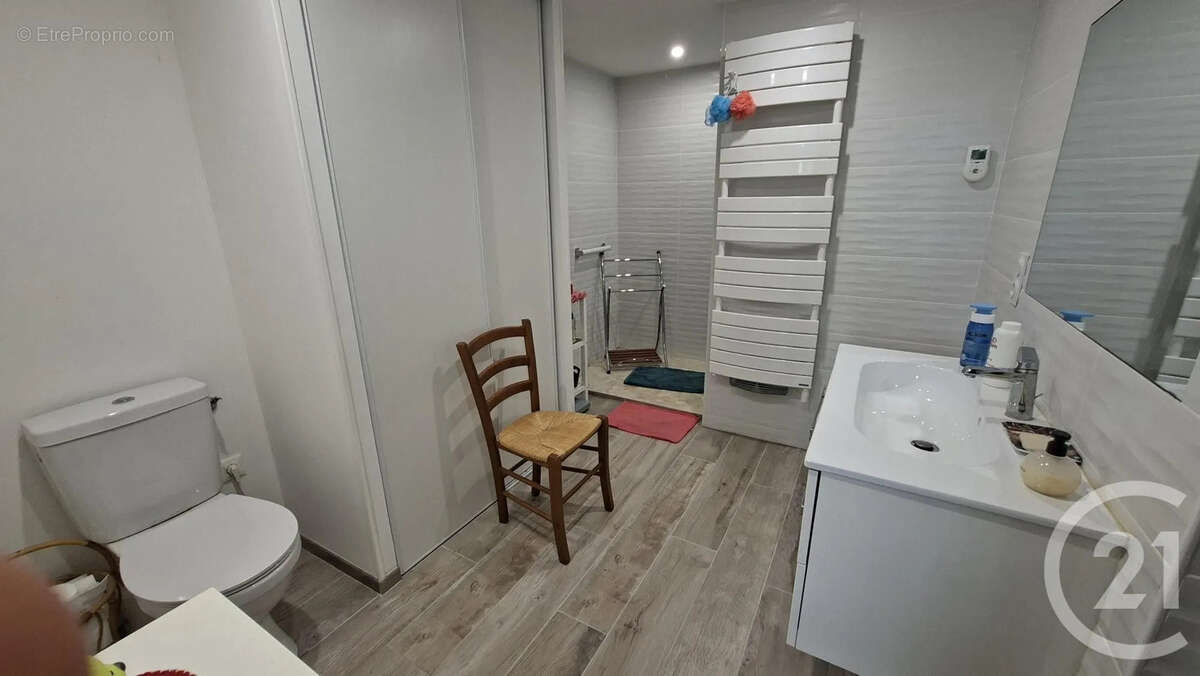 Maison à CHATEAUNEUF-SUR-CHARENTE