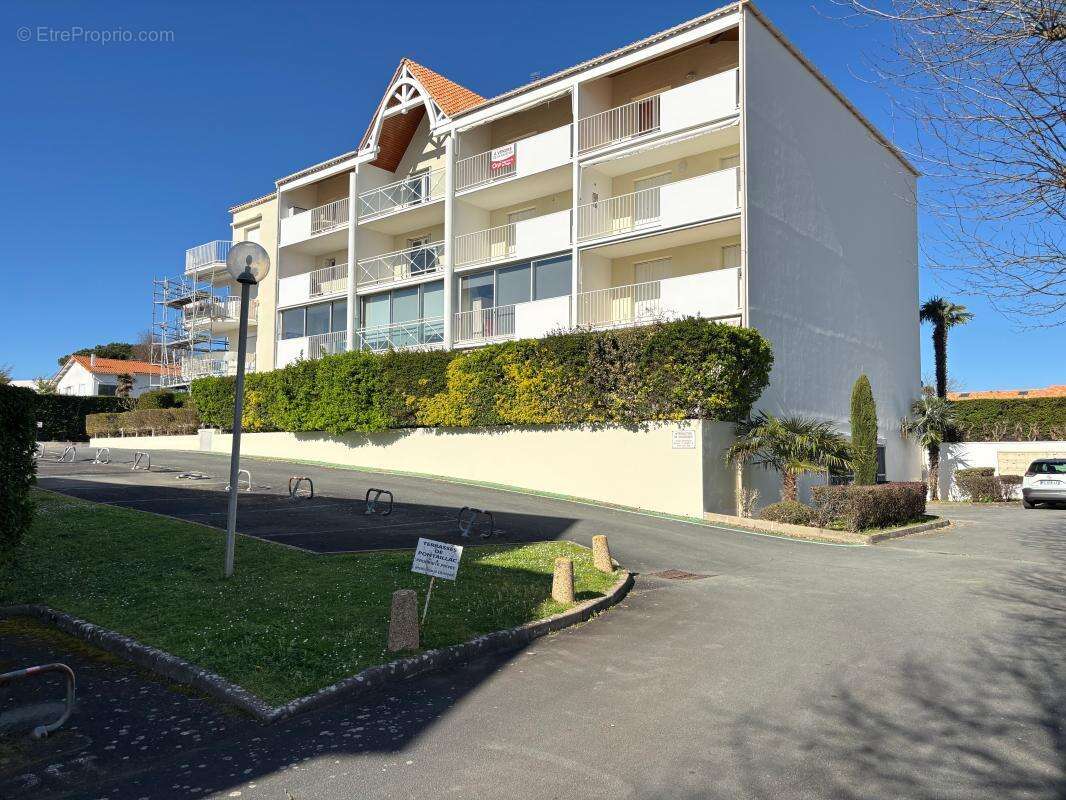 Appartement à VAUX-SUR-MER