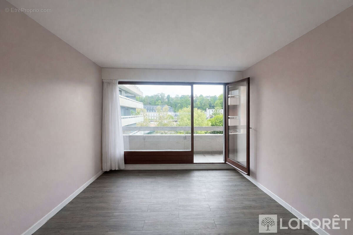 Appartement à SEVRES