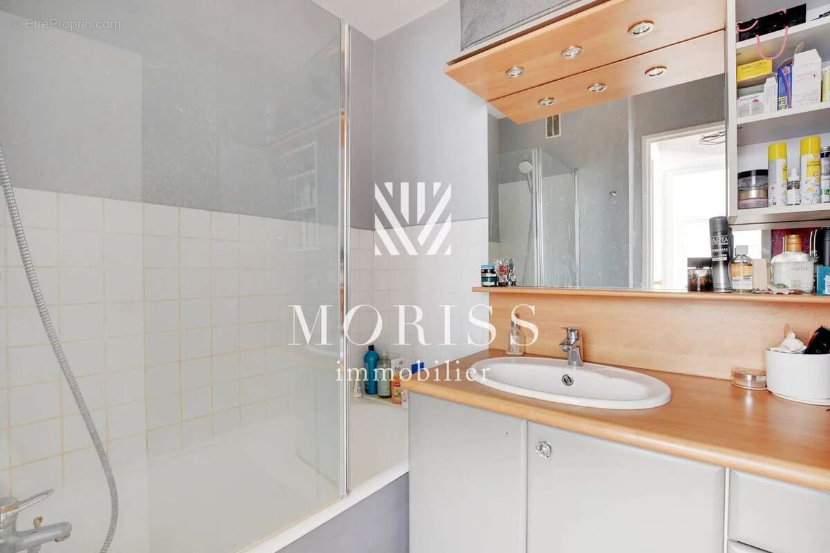 Appartement à PARIS-19E