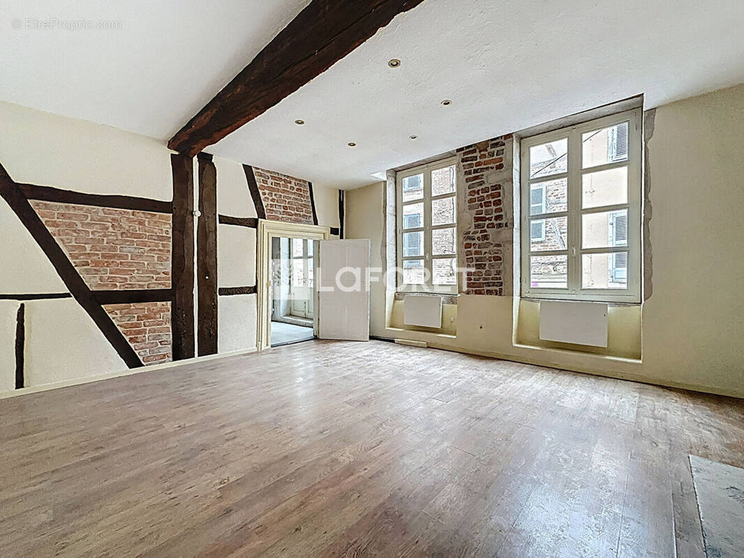 Appartement à CHATILLON-SUR-CHALARONNE